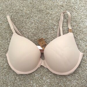 PINK Victoria's Secret Light nude Bra